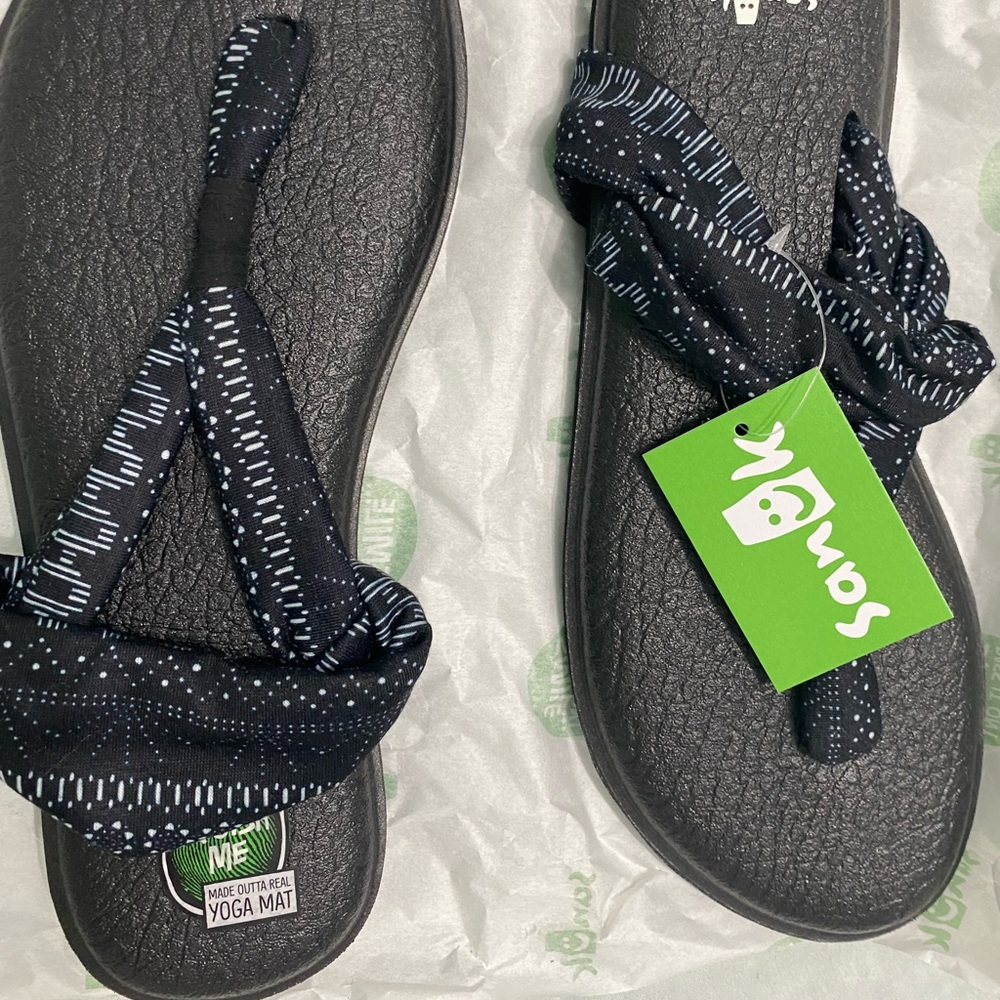 Sanuk yoga sling 2